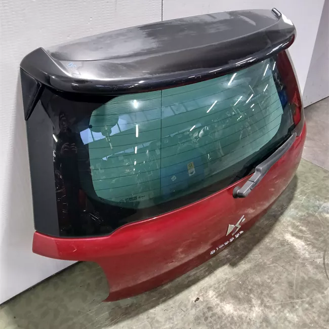 Portello posteriore spoiler