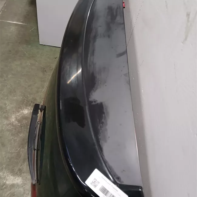 Portello posteriore spoiler