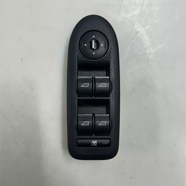 Interruttore alzacristalli porta anteriore