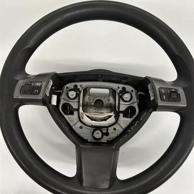 Volante con comandi radio, delux