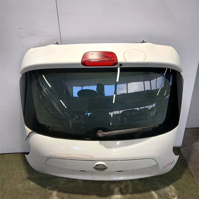 Portello posteriore allestimento Tekna.Acenta