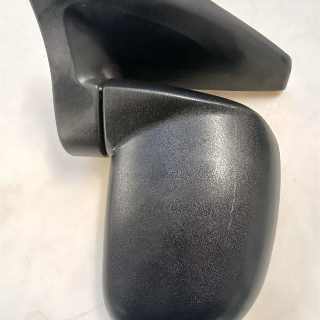 Retrovisore esterno sinistro primer