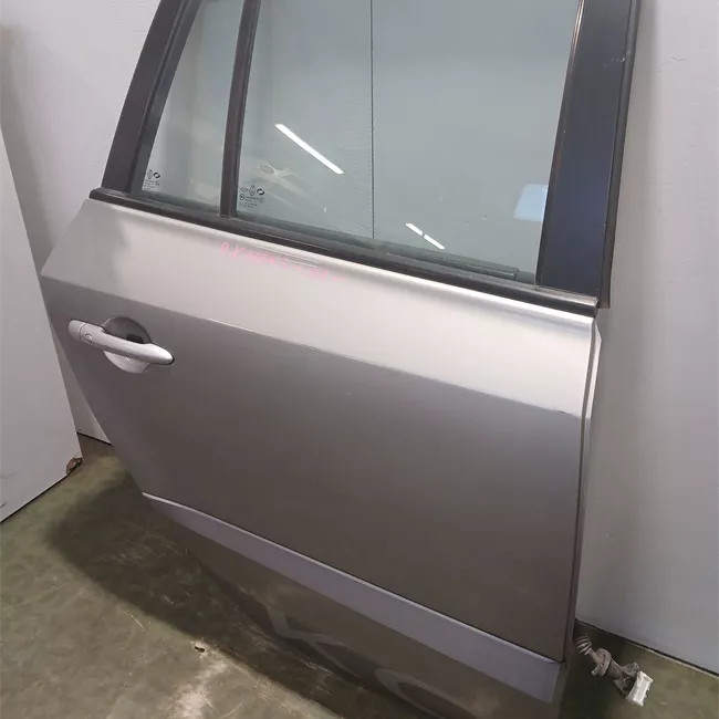 Porta posteriore destra