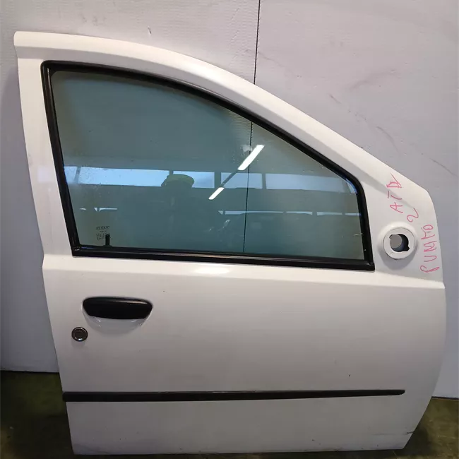 Porta anteriore destra