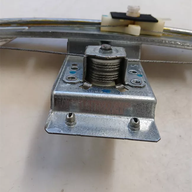 Alzacristallo porta posteriore sinistro