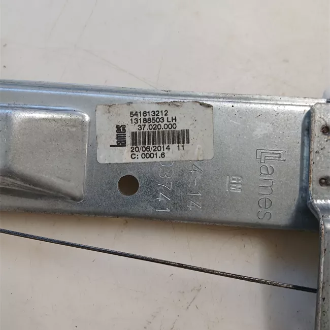 Alzacristallo porta posteriore sinistro