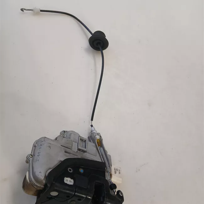 Serratura porta anteriore sinistra