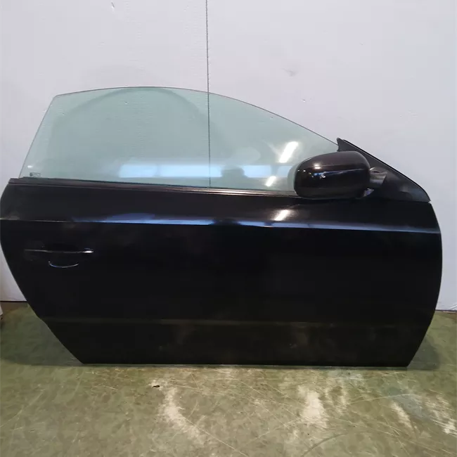 Porta anteriore destra Distanza cerniere 325mm