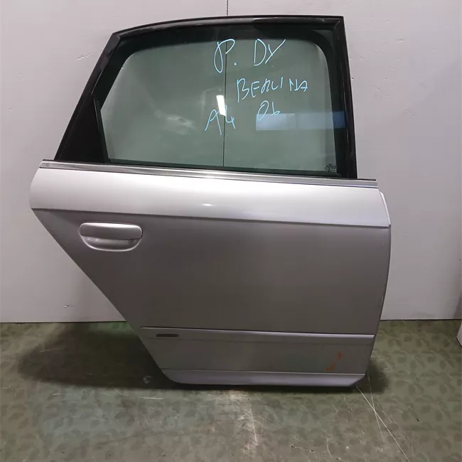 Porta posteriore destra