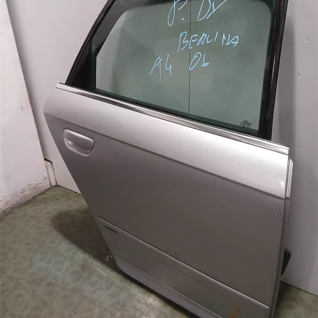 Porta posteriore destra