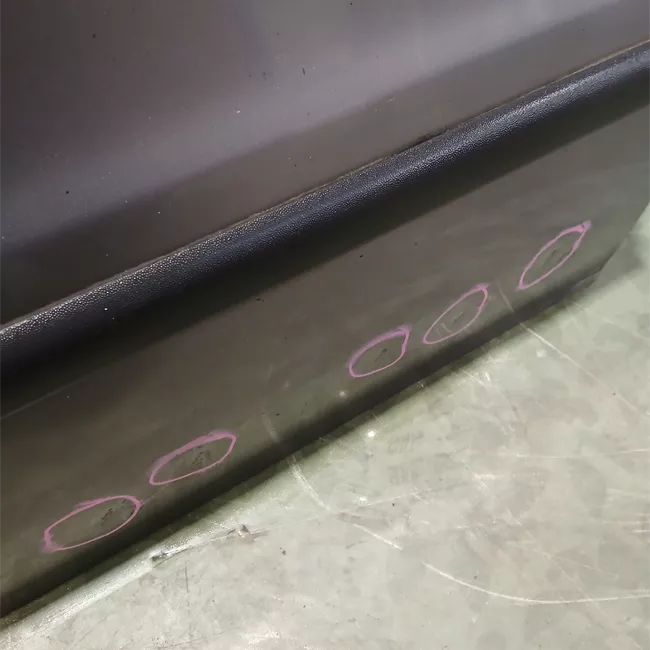 Porta anteriore sinistra