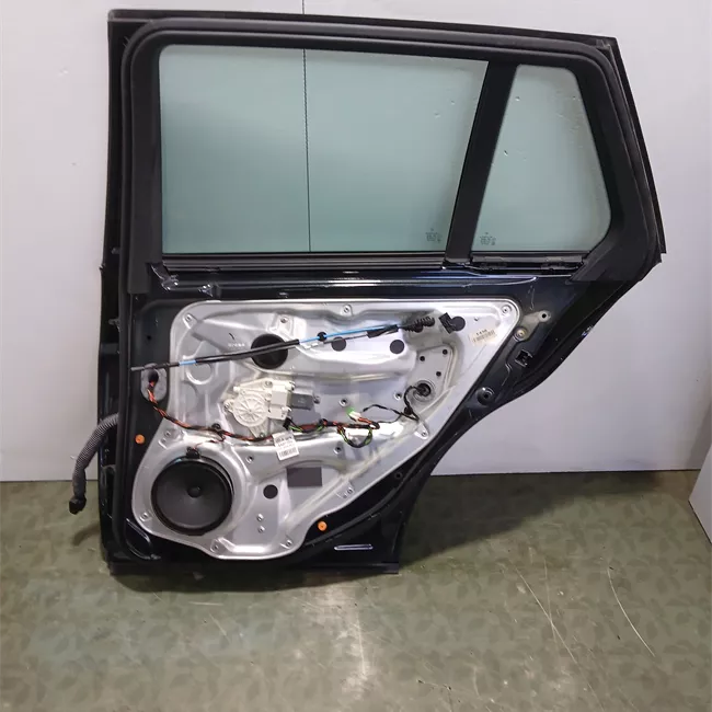 Porta posteriore destra