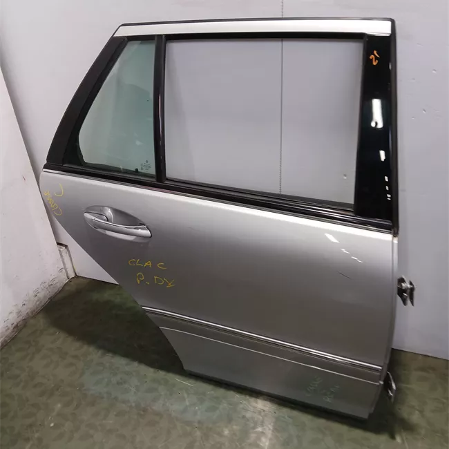 Porta posteriore destra