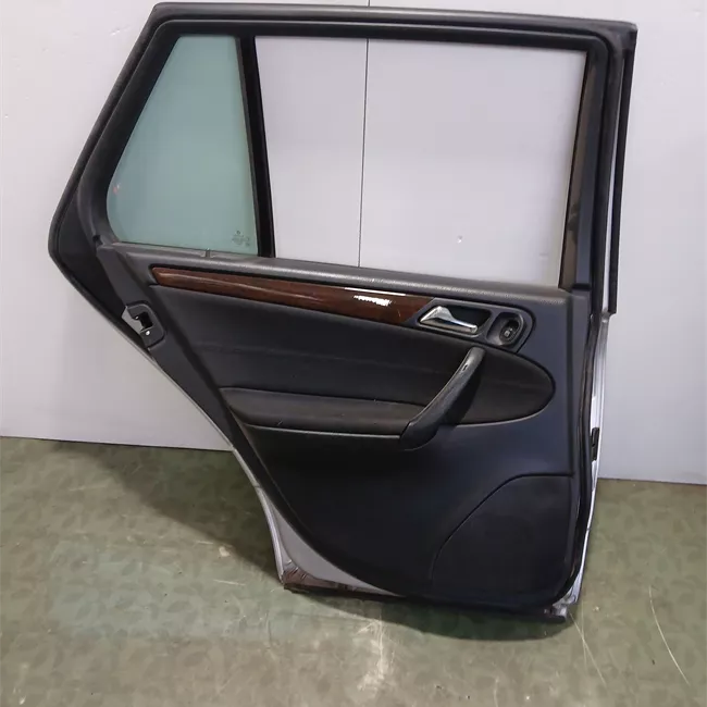 Porta posteriore sinistra