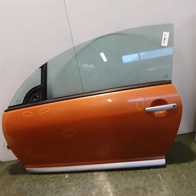 Porta anteriore sinistra