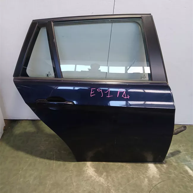 Porta posteriore destra