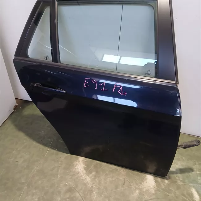 Porta posteriore destra