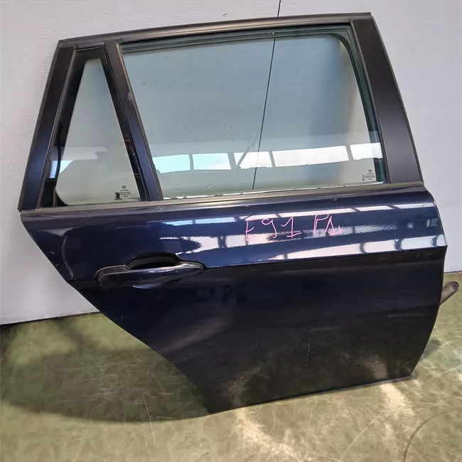 Porta posteriore destra