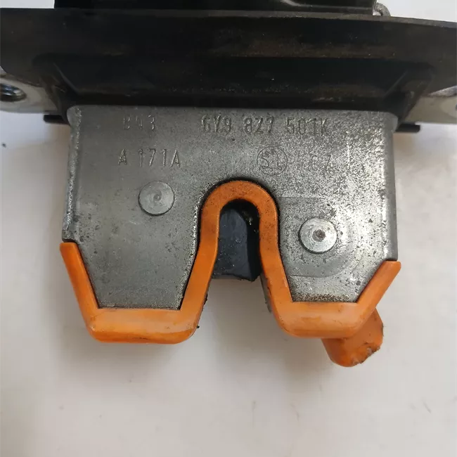 Serratura portello posteriore arancione