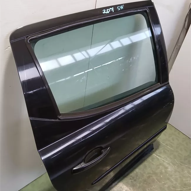 Porta posteriore destra