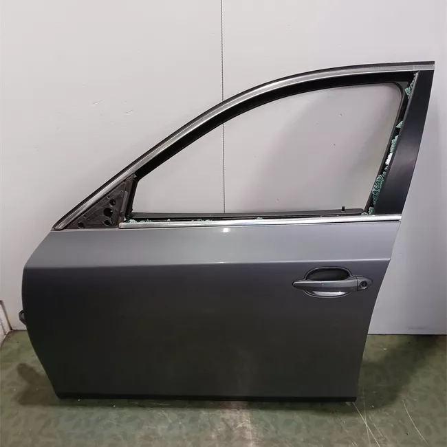 Porta anteriore sinistra