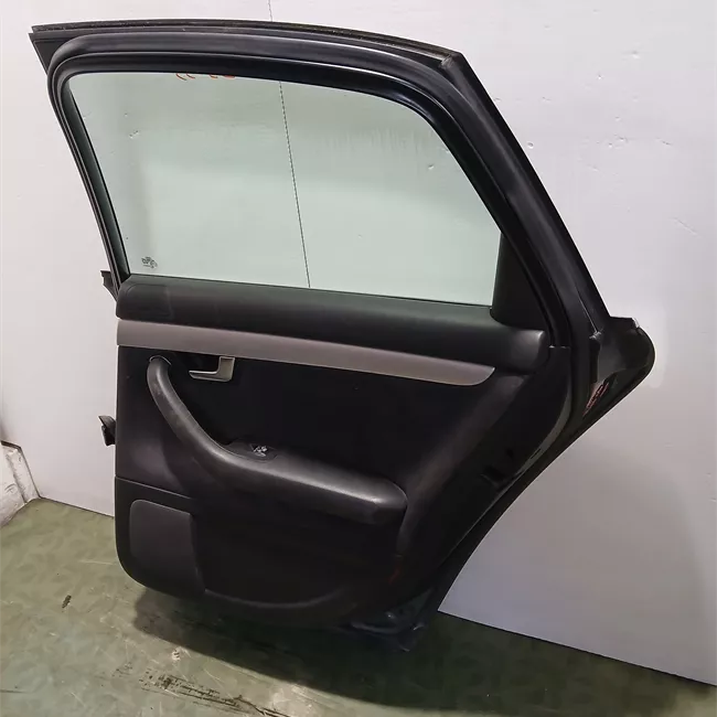 Porta posteriore destra