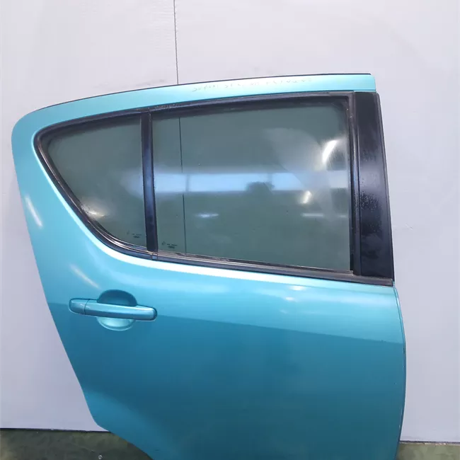 Porta posteriore destra