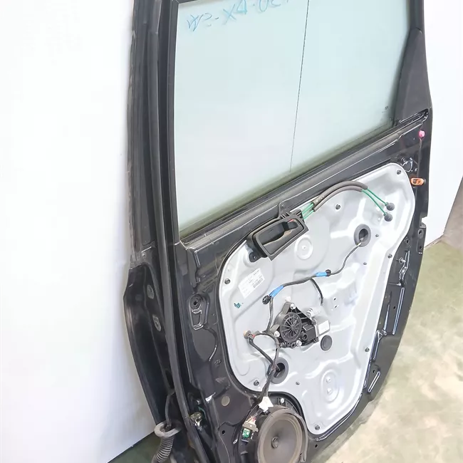 Porta posteriore destra