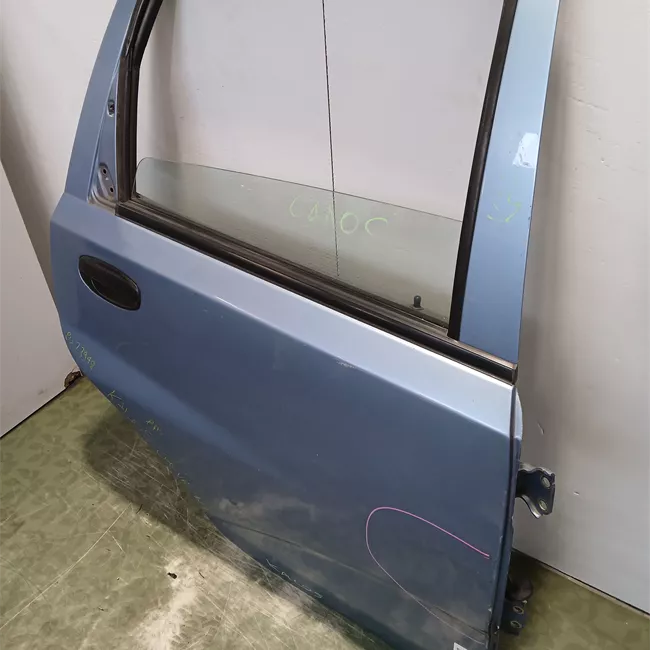 Porta posteriore destra