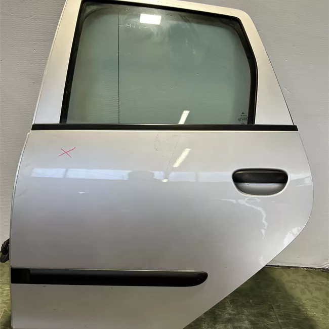 Porta posteriore sinistra