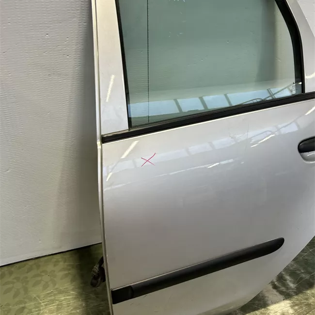 Porta posteriore sinistra