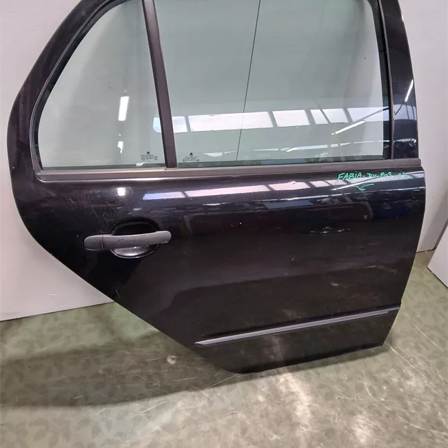 Porta posteriore destra