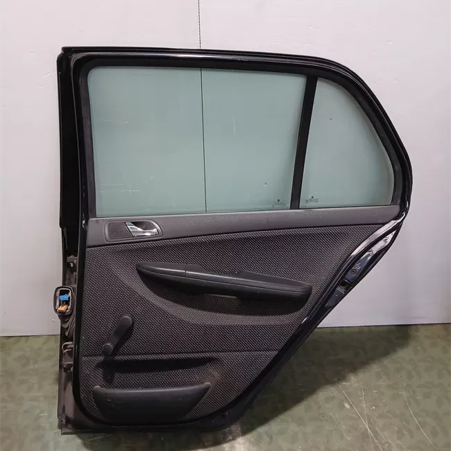 Porta posteriore destra