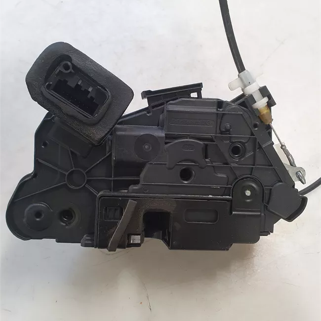 Serratura porta anteriore sinistra