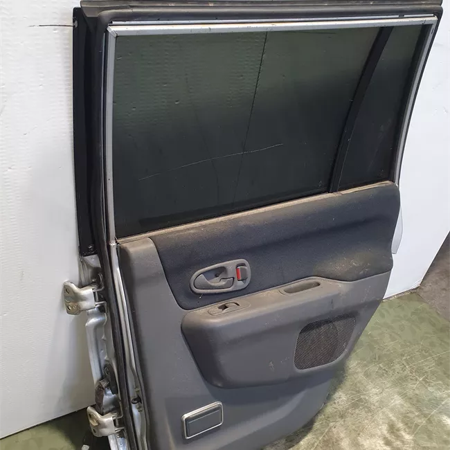 Porta posteriore destra