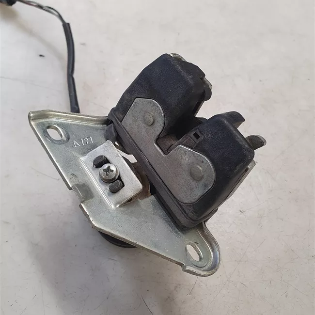 Serratura portello posteriore