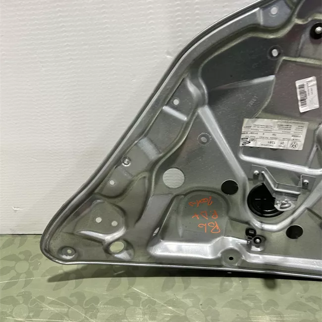 Alzacristallo porta posteriore destro