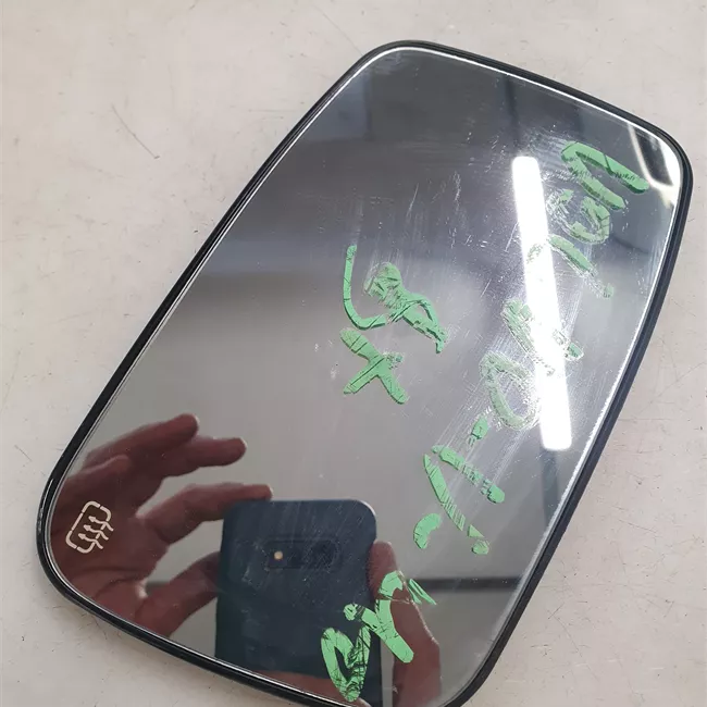 Cristallo retrovisore esterno destro