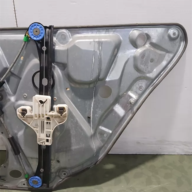 Alzacristallo porta posteriore sinistro