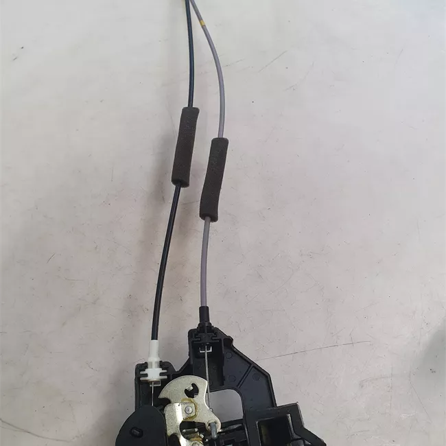 Serratura porta posteriore destra