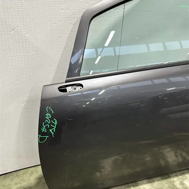 Porta anteriore sinistra