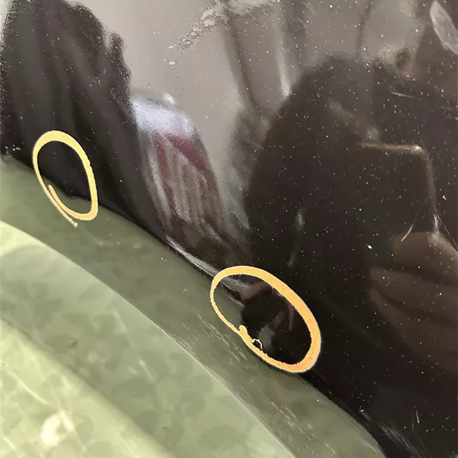 Parafango anteriore destro