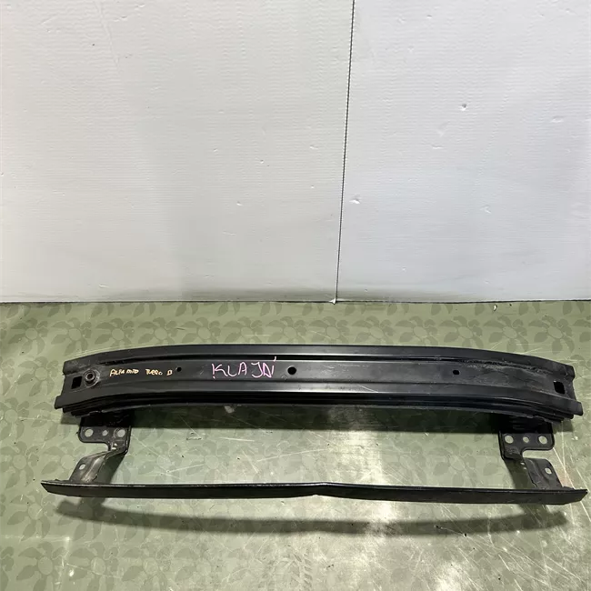 Traversa paraurti anteriore