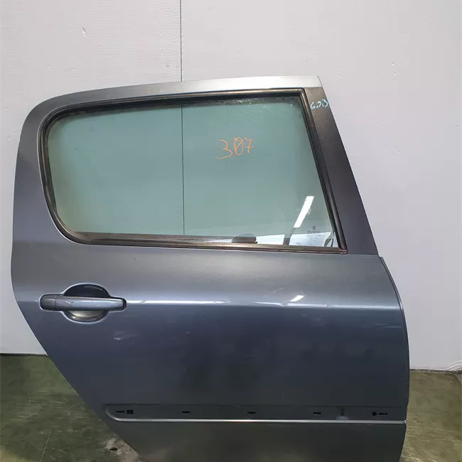 Porta posteriore destra