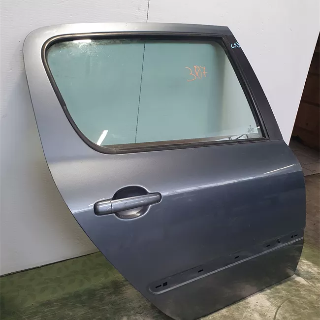 Porta posteriore destra