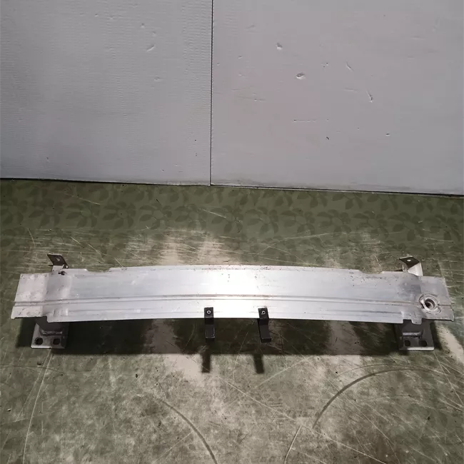 Traversa paraurti anteriore