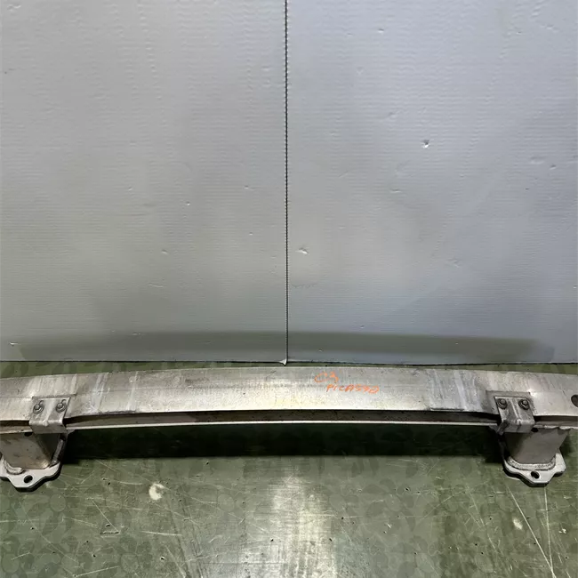 Traversa paraurti anteriore