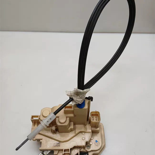 Serratura porta anteriore sinistra