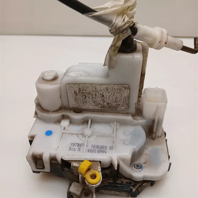 Serratura porta anteriore sinistra