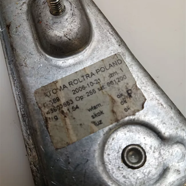 Alzacristallo porta posteriore destro